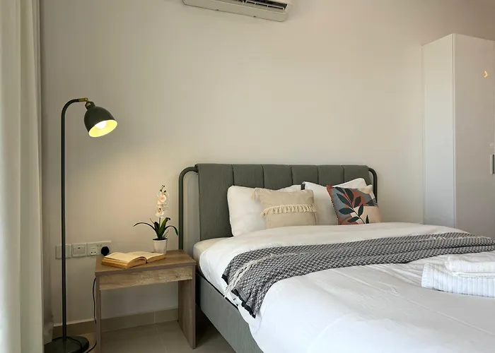 Seaview Stylish One Bedroom In Caesar Romulus 88 * Perivolia tou Trikomou