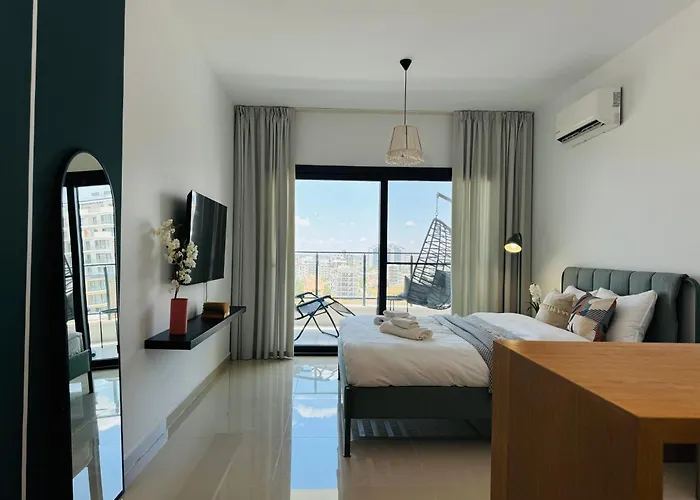 Seaview Stylish One Bedroom In Caesar Romulus 88 *