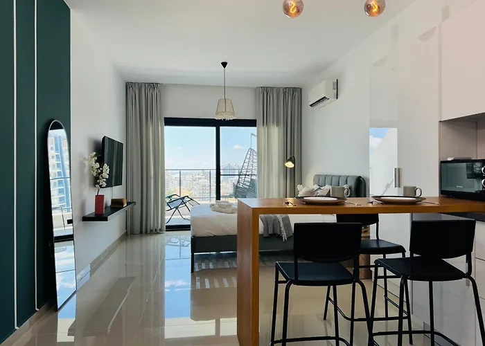 Seaview Stylish One Bedroom In Caesar Romulus 88 Perivolia tou Trikomou