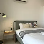 Seaview Stylish One Bedroom In Caesar Romulus 88 * Perivolia tou Trikomou