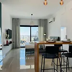 Seaview Stylish One Bedroom In Caesar Romulus 88 Perivolia tou Trikomou