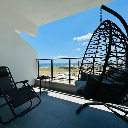 Seaview Stylish One Bedroom In Caesar Romulus 88 דירה