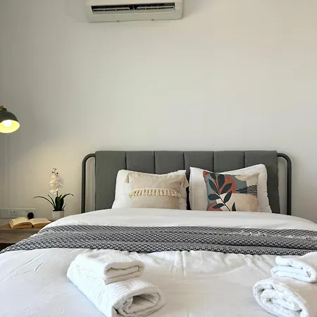 Seaview Stylish One Bedroom In Caesar Romulus 88 Lägenhet *